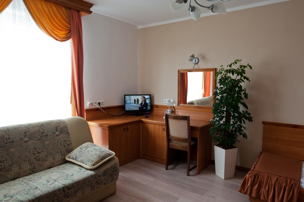 Hotel Victoria Lubowo  Luaran gambar